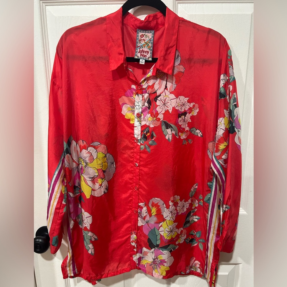 Johnny Was 100% silk Bright Red Embroidered Collar Shirt